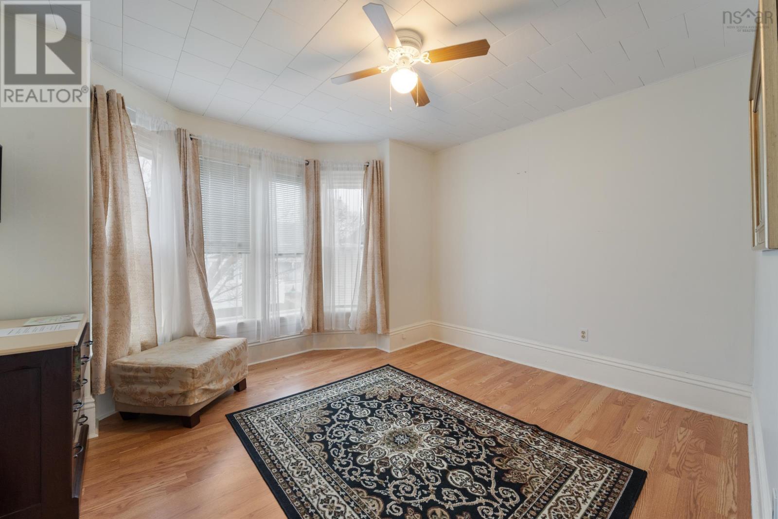 45 Alma Street, Yarmouth, Nova Scotia  B5A 3G7 - Photo 21 - 202601165