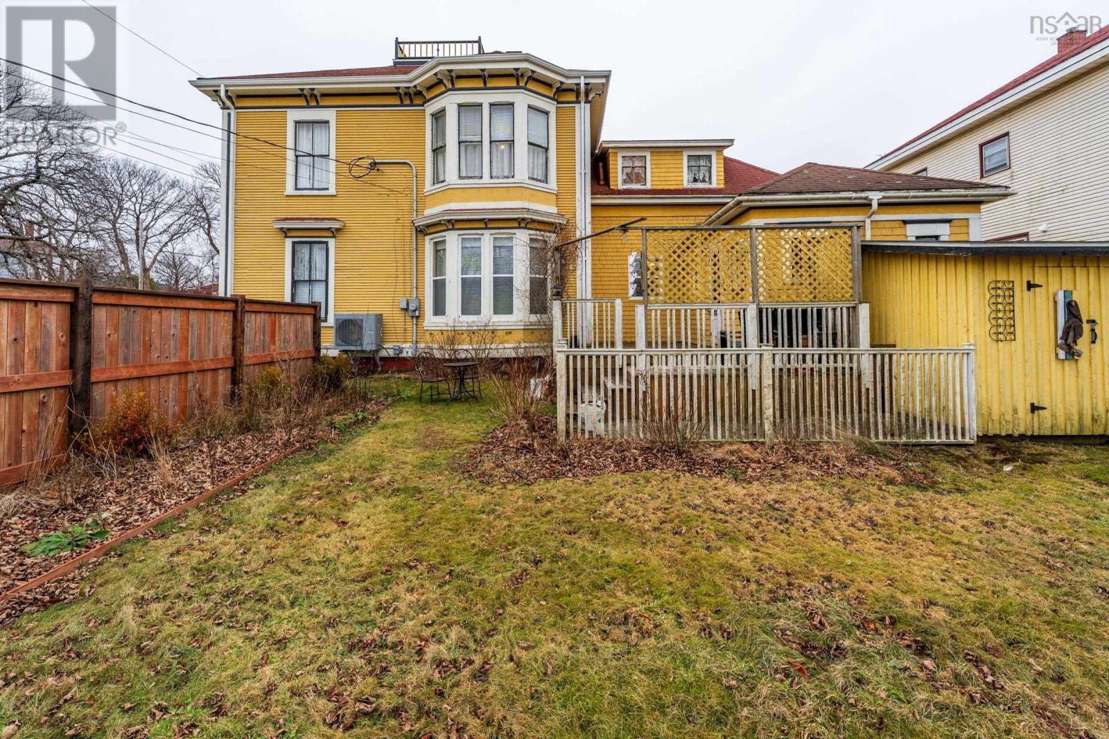 45 Alma Street, Yarmouth, Nova Scotia  B5A 3G7 - Photo 31 - 202601165