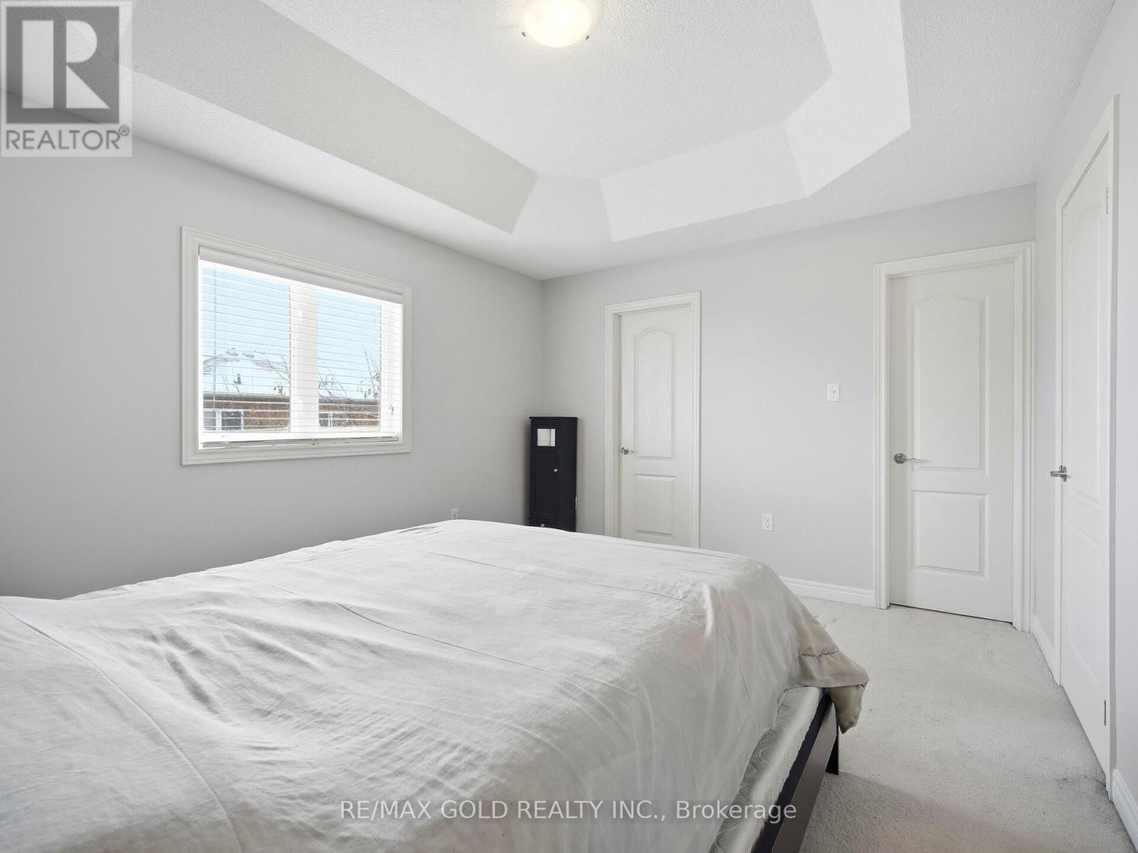 15 Prudhomme Drive, Brampton, Ontario  L6R 0H2 - Photo 11 - W12701462