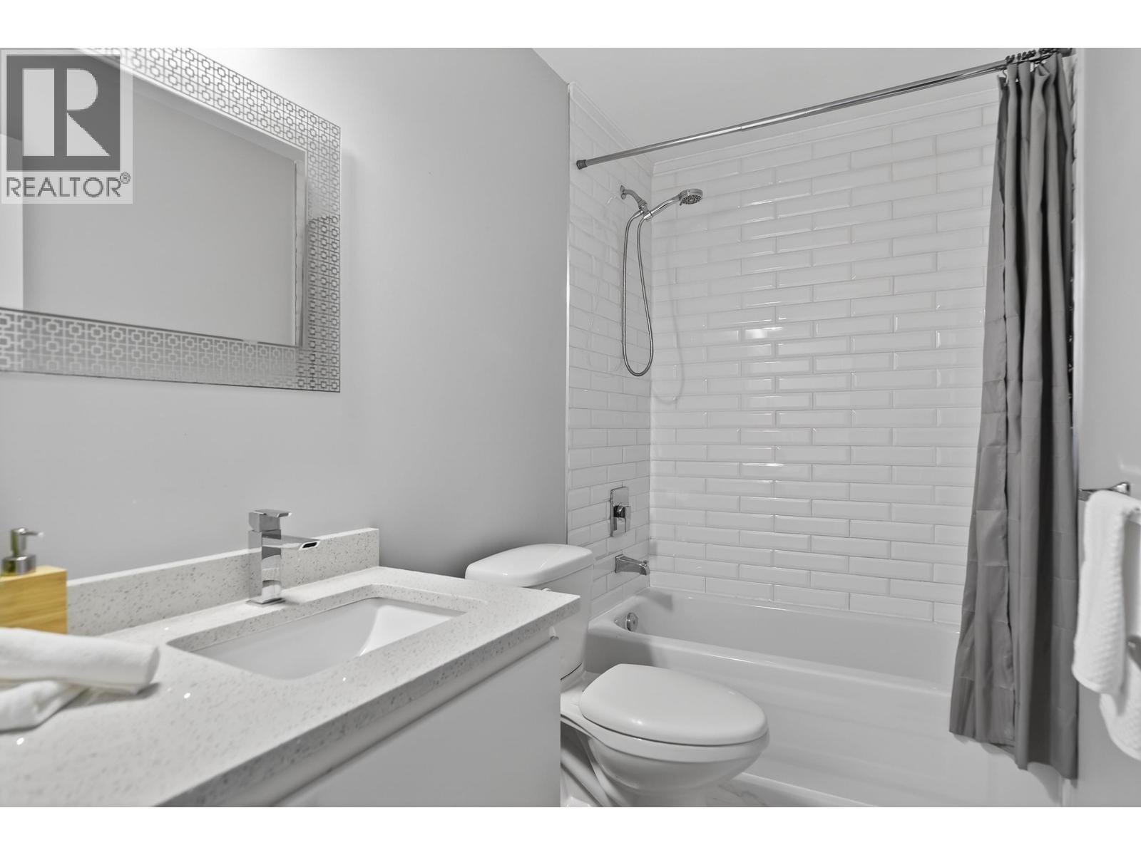 1126 O'flaherty Gate, Port Coquitlam, British Columbia  V3C 6H2 - Photo 10 - R3081242