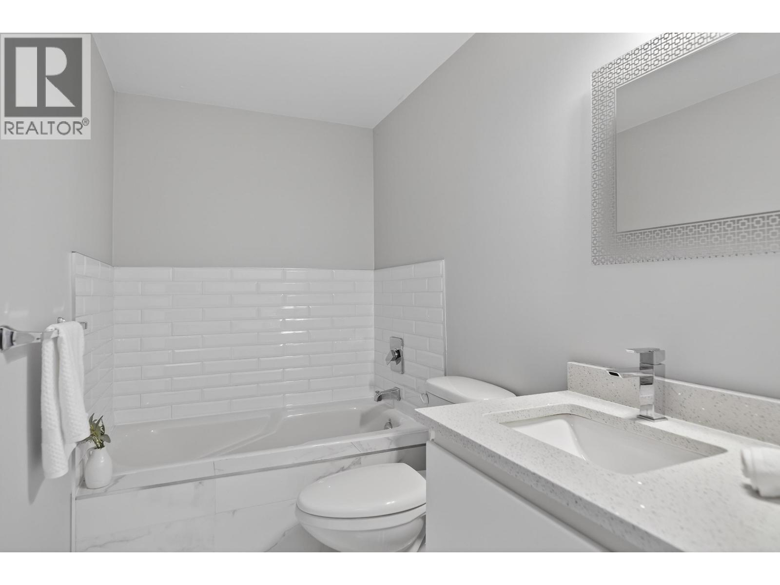 1126 O'flaherty Gate, Port Coquitlam, British Columbia  V3C 6H2 - Photo 11 - R3081242