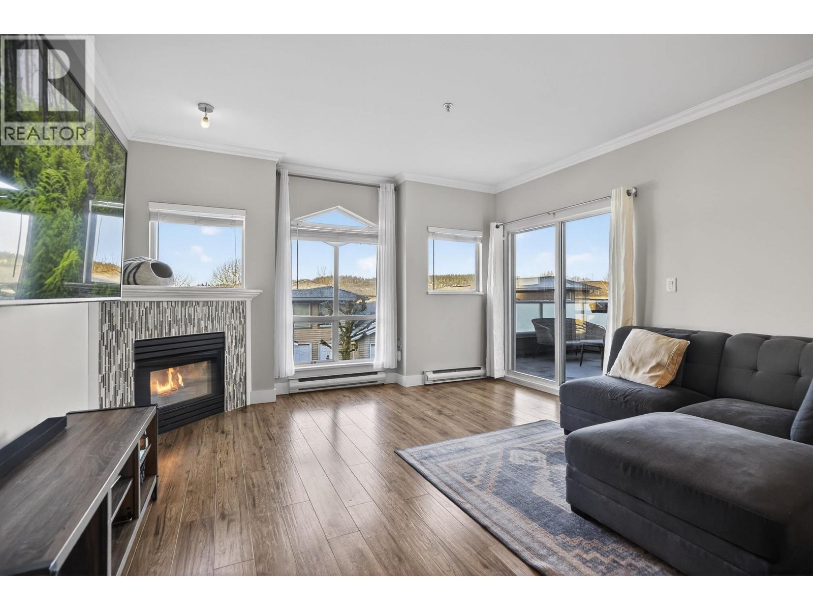 1126 O'flaherty Gate, Port Coquitlam, British Columbia  V3C 6H2 - Photo 3 - R3081242