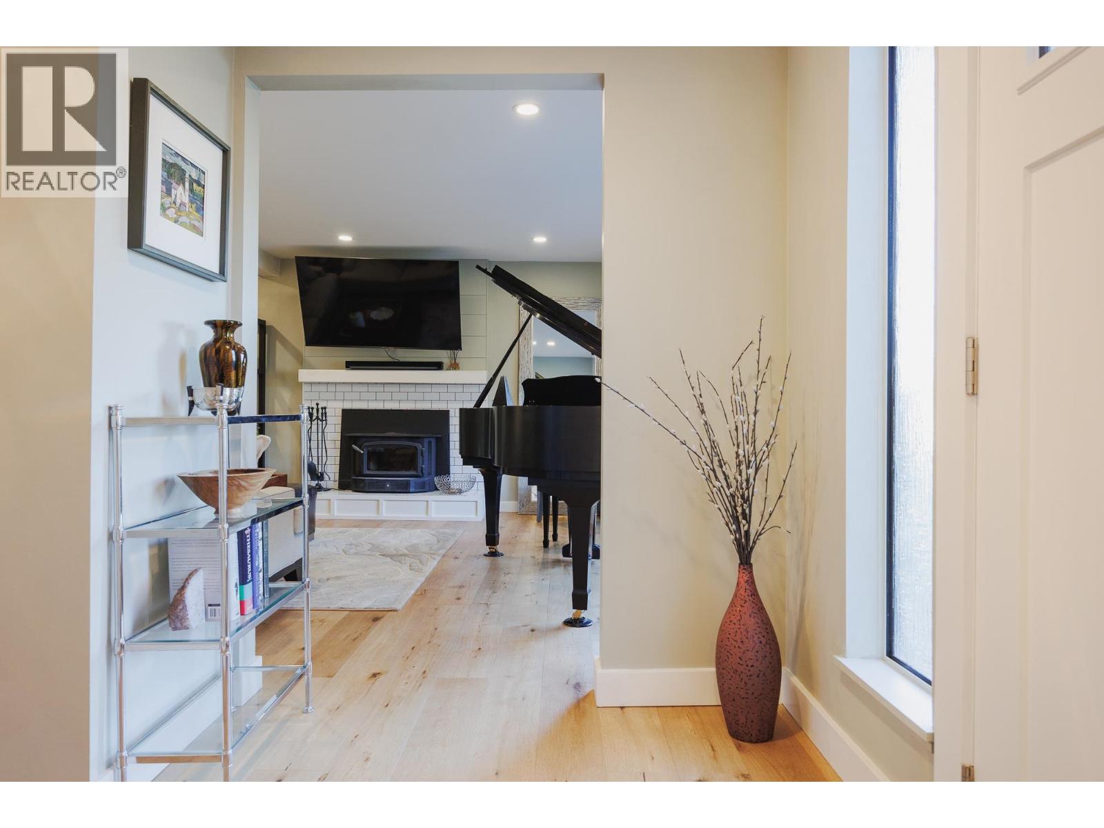 12523 Blackstock Street, Maple Ridge, British Columbia  V2X 5N7 - Photo 4 - R3081237