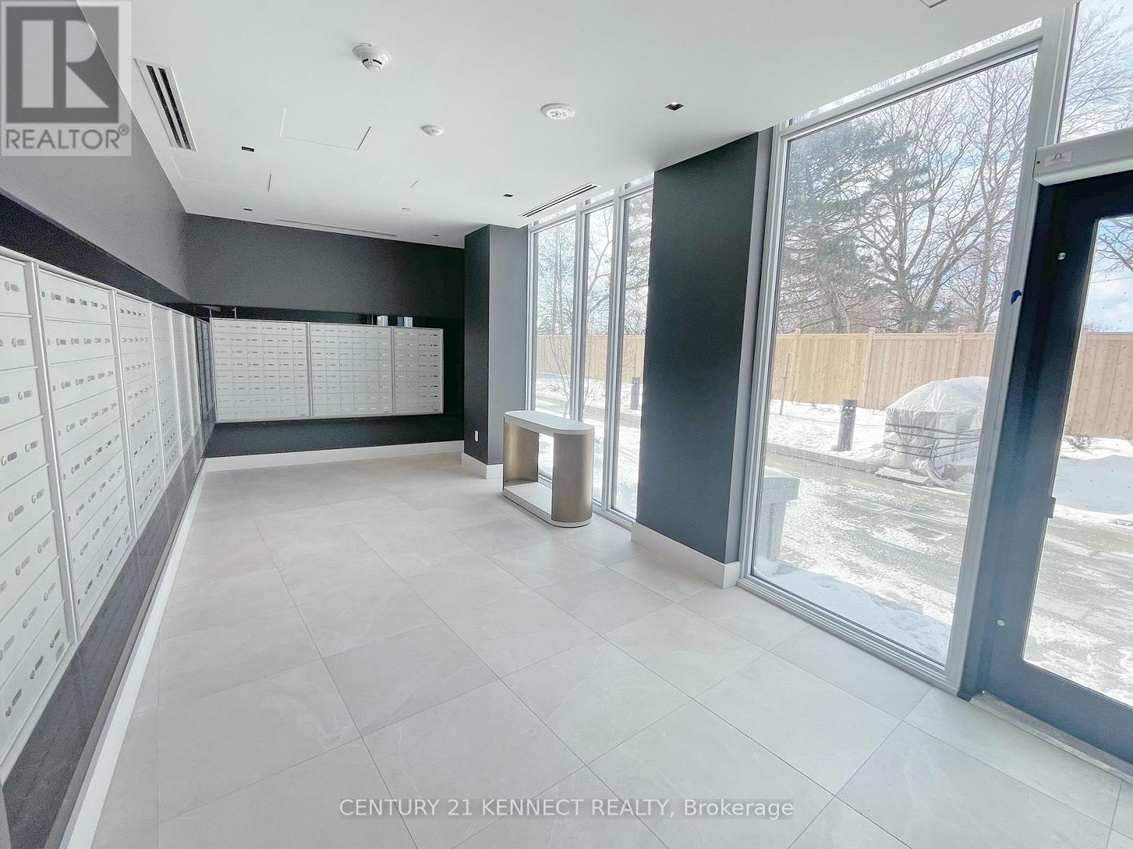 909 - 5858 Yonge Street, Toronto, Ontario  M2M 0C6 - Photo 2 - C12713044