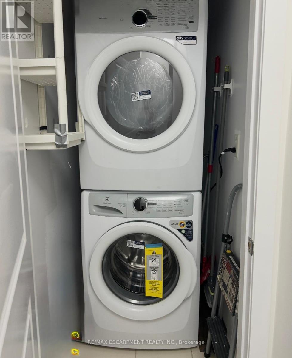 129 - 35 Southshore Crescent, Hamilton, Ontario  L8E 0J2 - Photo 21 - X12696918