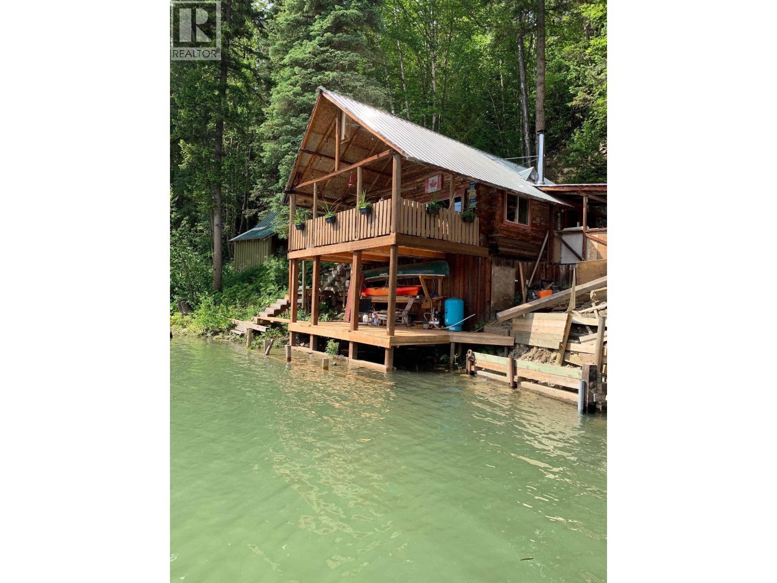 5276 CARIBOO LAKE ROAD, Likely, British Columbia