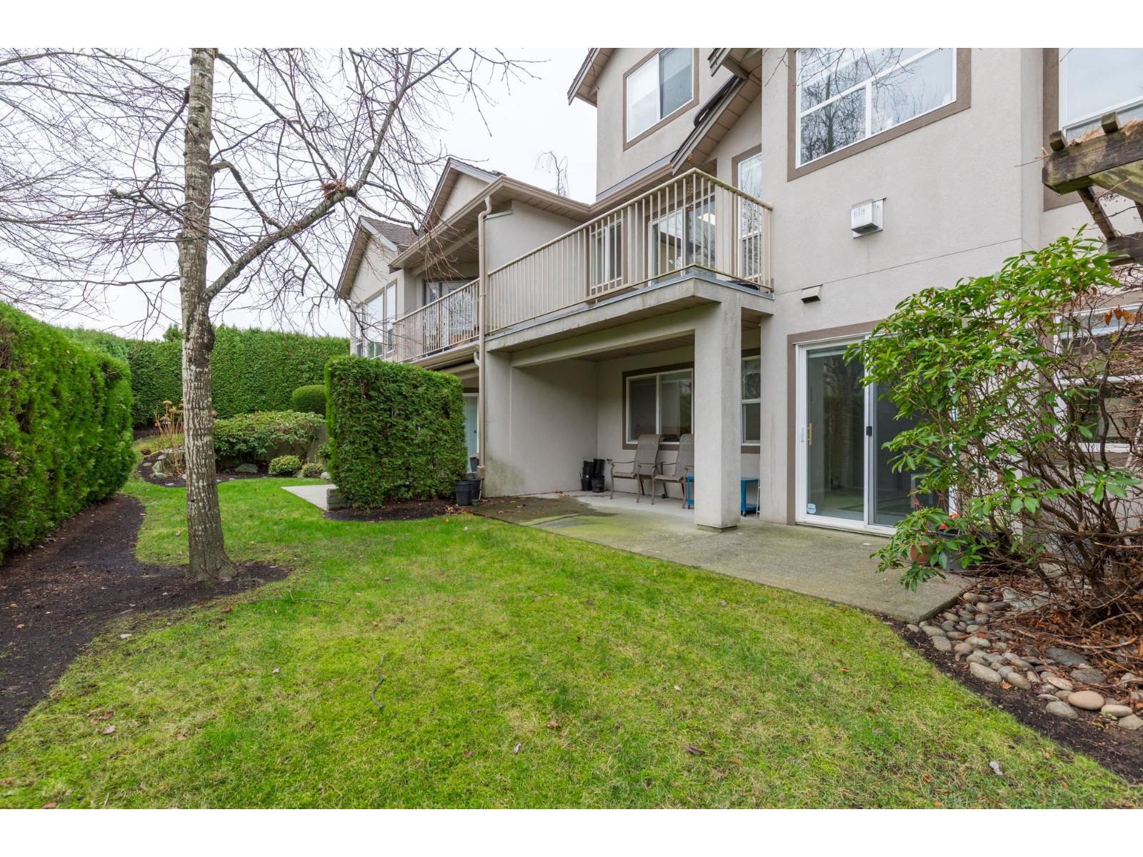 32 2525 YALE COURT, Abbotsford, British Columbia