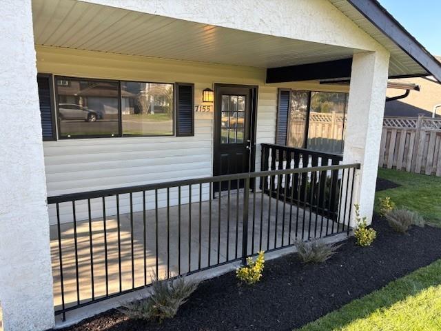 7155 Rochester Avenue, Sardis West Vedder, Chilliwack, British Columbia  V2R 2P3 - Photo 3 - R3080462