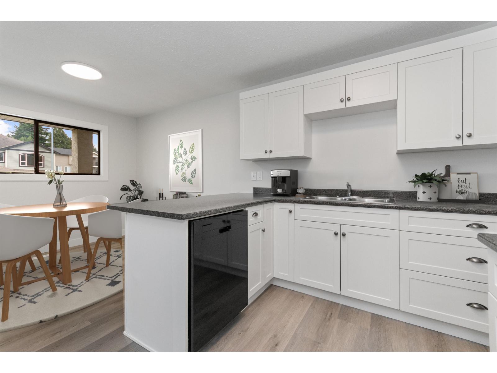 7155 Rochester Avenue, Sardis West Vedder, Chilliwack, British Columbia  V2R 2P3 - Photo 8 - R3080462