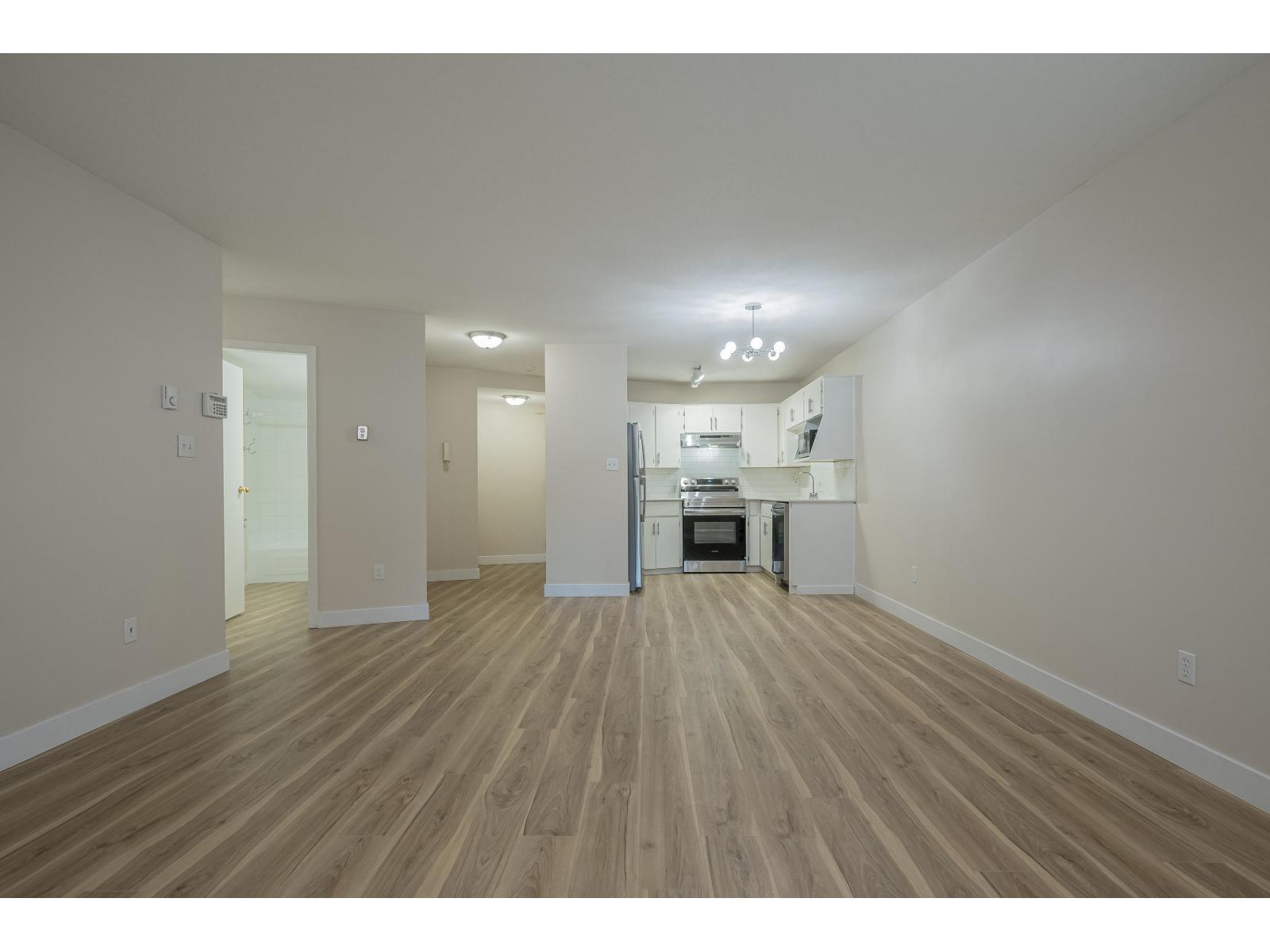 107 2780 Ware Street, Abbotsford, British Columbia  V2S 7C7 - Photo 4 - R3076452