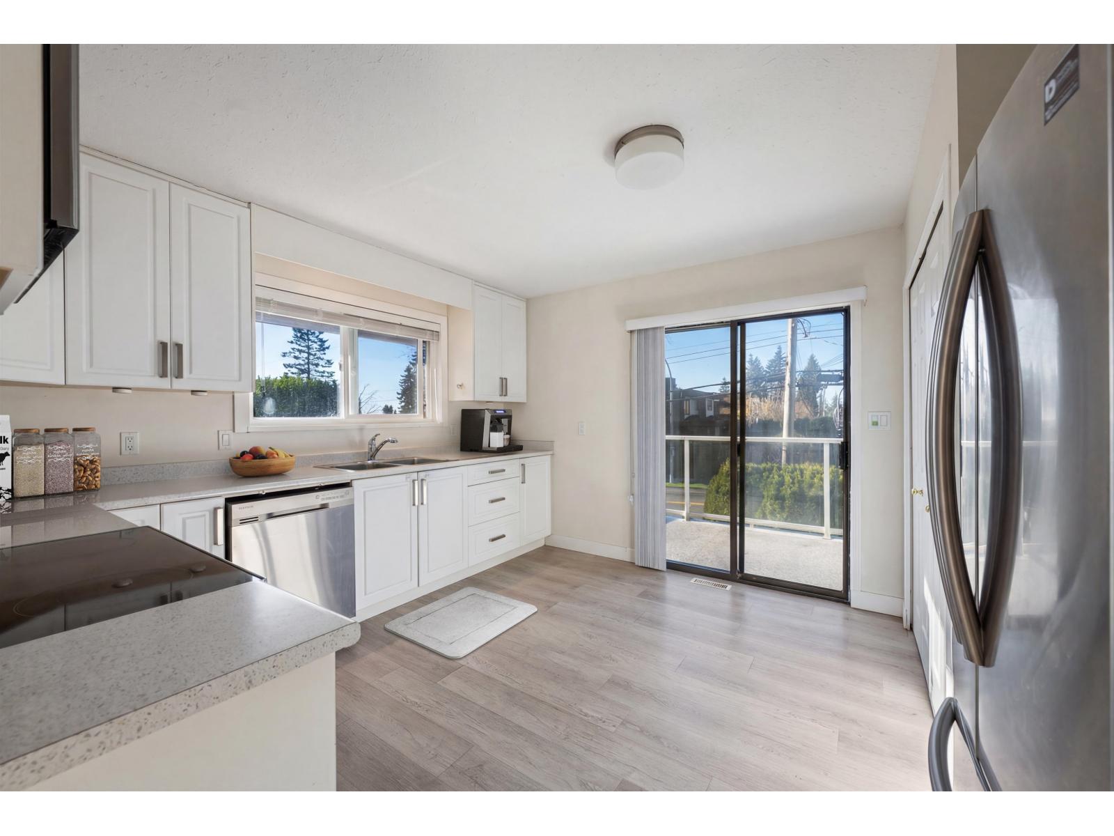 1410 Bergstrom Road, White Rock, British Columbia  V4B 5E1 - Photo 4 - R3079963