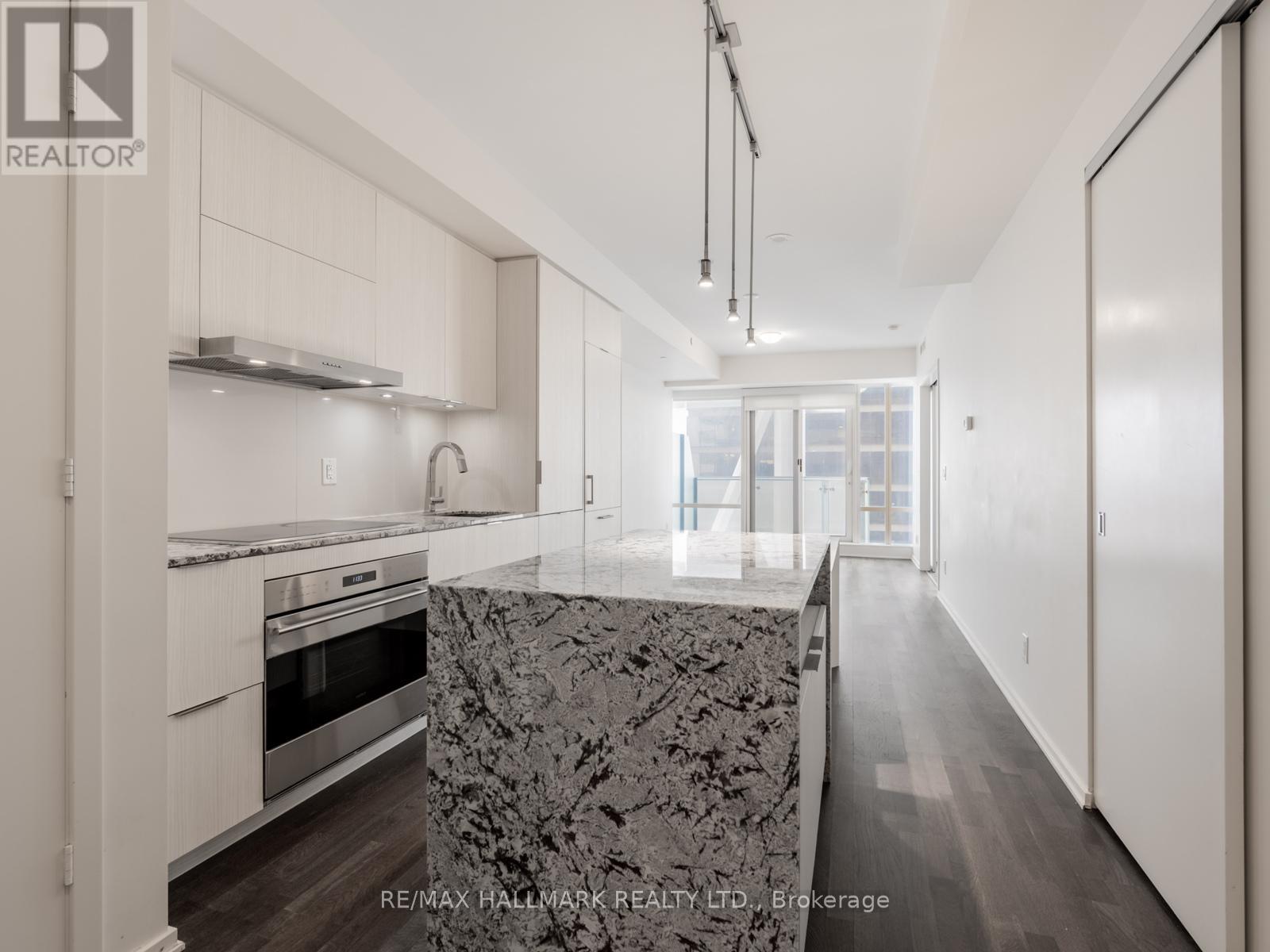 5208 - 1 Bloor Street E, Toronto, Ontario  M4W 1A9 - Photo 5 - C12713540