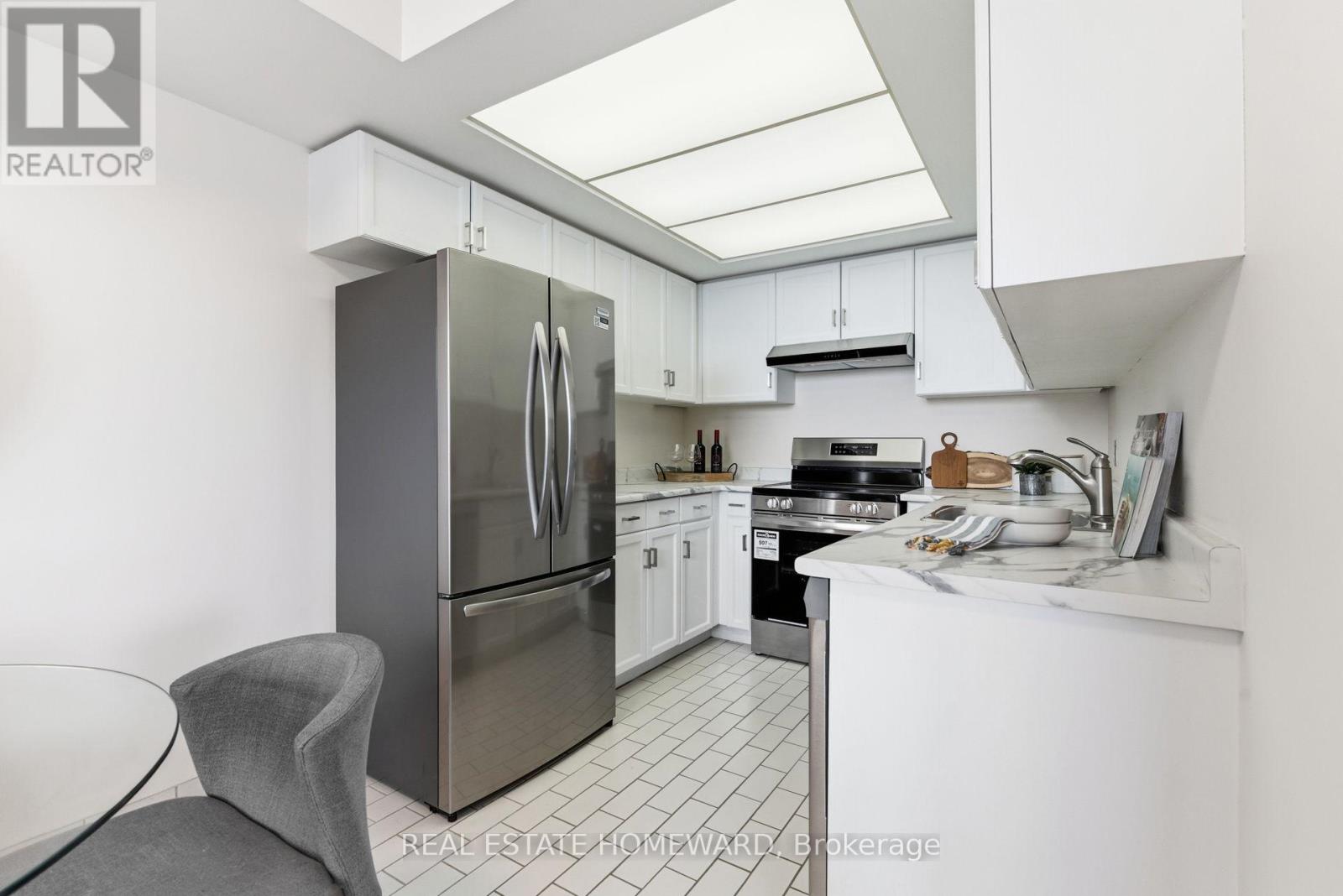 1006 - 215 Wynford Drive, Toronto, Ontario  M3C 3P5 - Photo 16 - C12713562