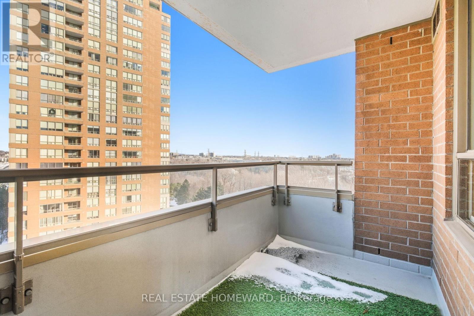 1006 - 215 Wynford Drive, Toronto, Ontario  M3C 3P5 - Photo 33 - C12713562