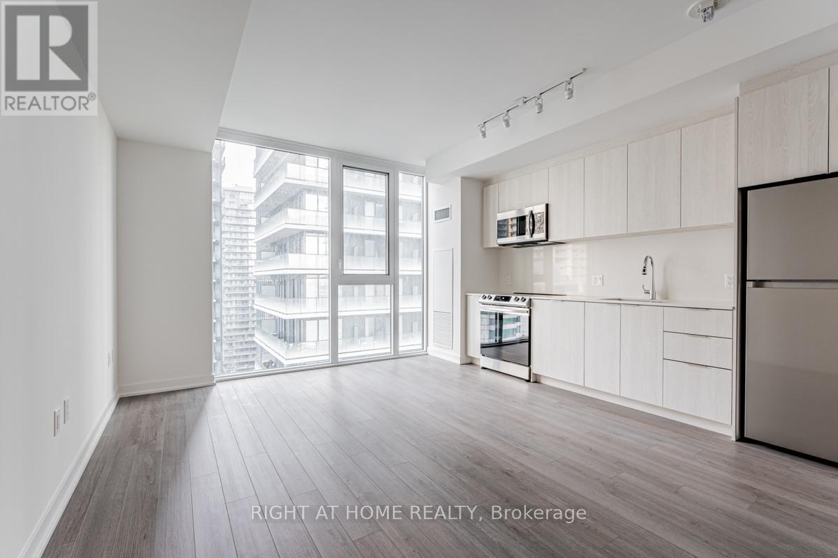 2007 - 357 KING STREET W, Toronto, Ontario