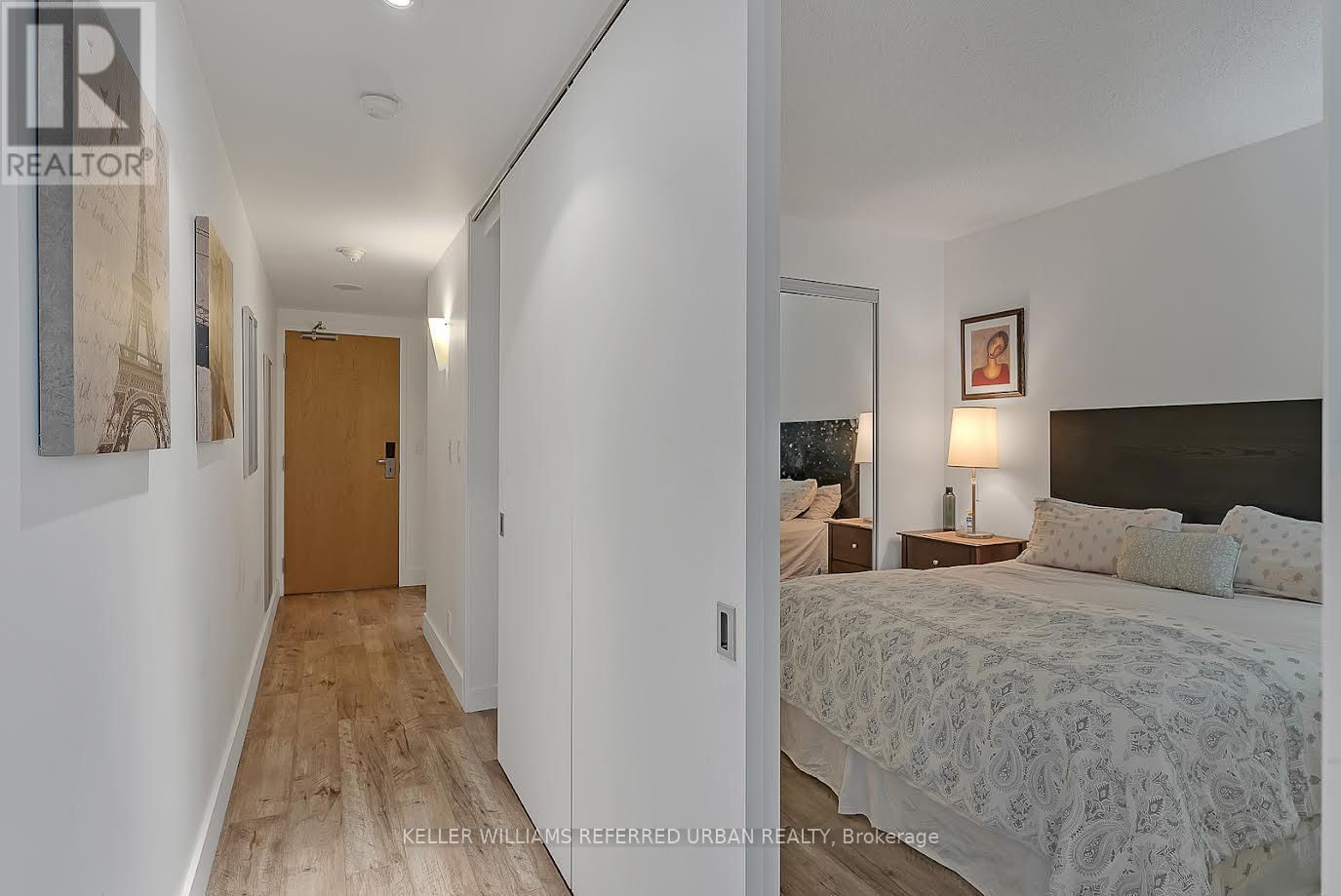 521 - 36 Blue Jays Way, Toronto, Ontario  M5V 0L7 - Photo 4 - C12713606