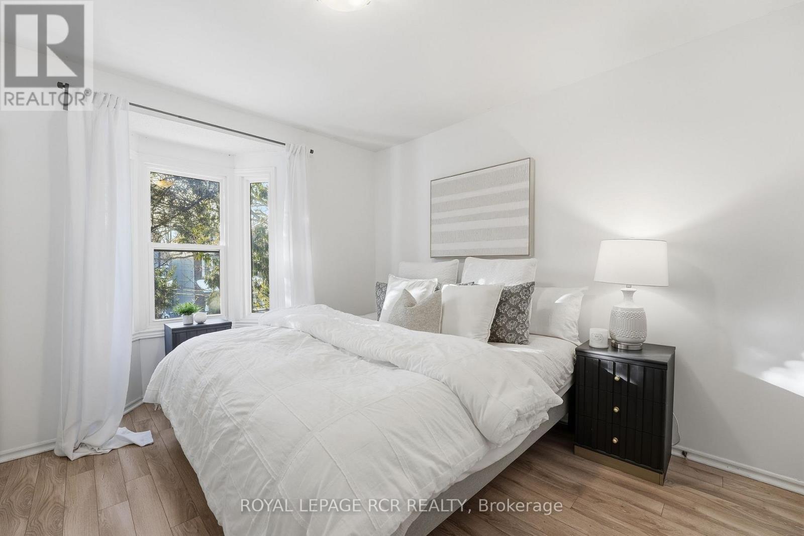 257 Rhodes Avenue, Toronto, Ontario  M4L 3A2 - Photo 11 - E12713630