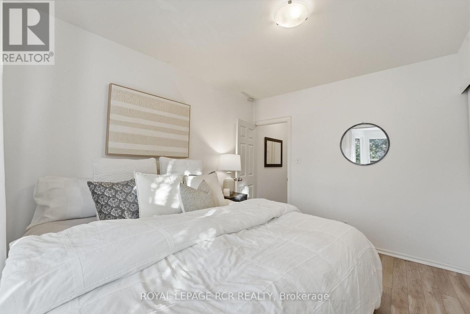 257 Rhodes Avenue, Toronto, Ontario  M4L 3A2 - Photo 13 - E12713630