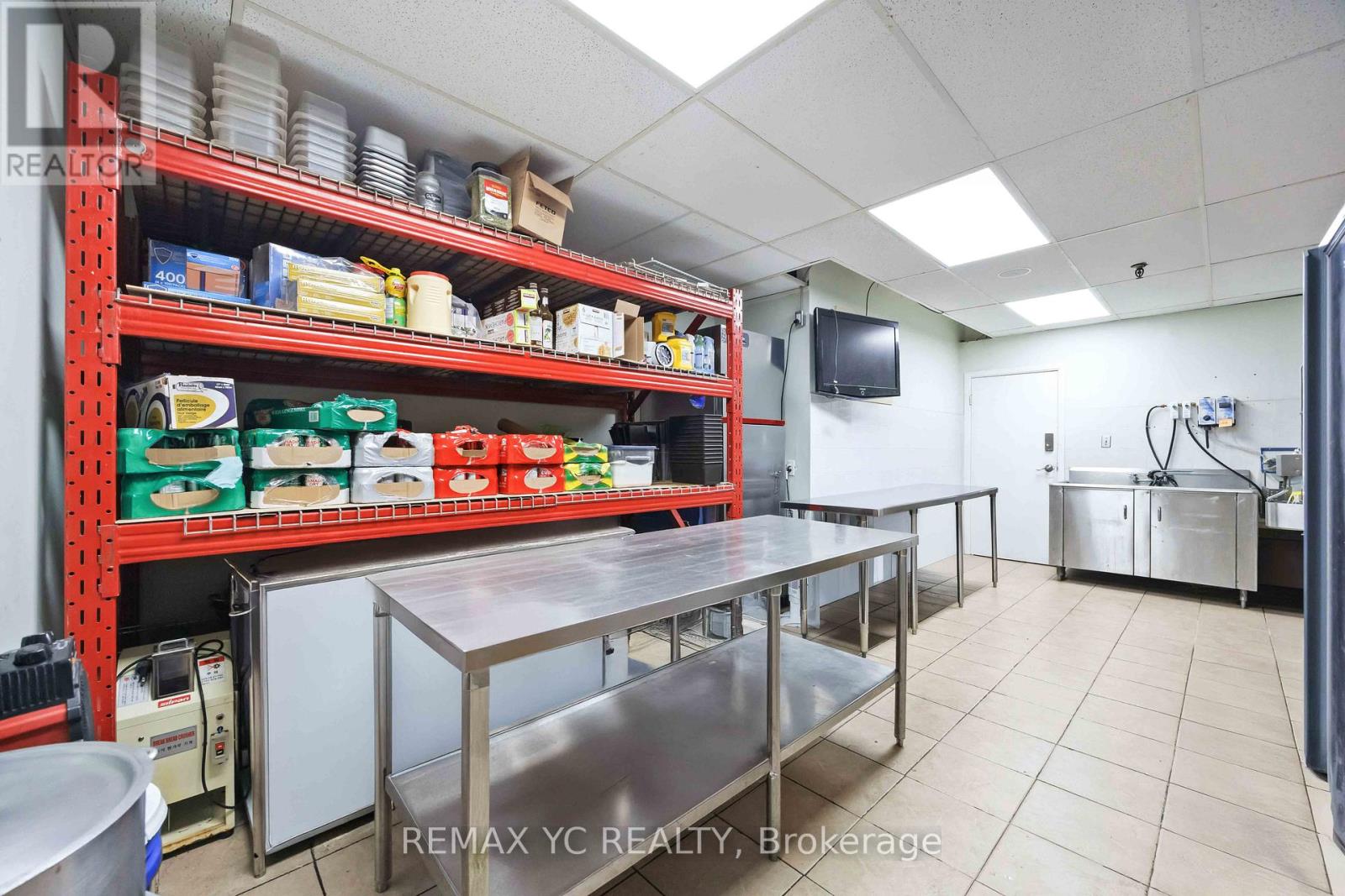 792 Bathurst Street, Toronto, Ontario  M6G 1K1 - Photo 18 - C12670240