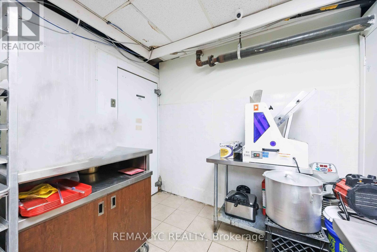 792 Bathurst Street, Toronto, Ontario  M6G 1K1 - Photo 19 - C12670240