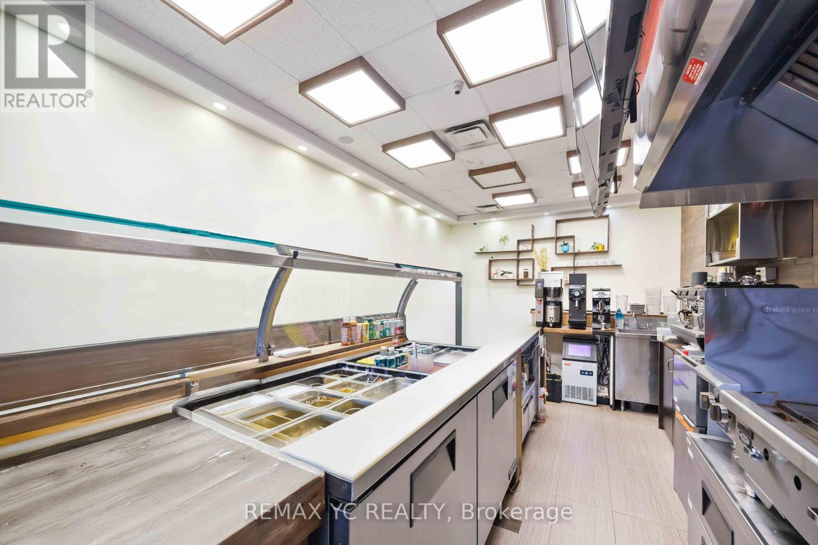 792 Bathurst Street, Toronto, Ontario  M6G 1K1 - Photo 7 - C12670240