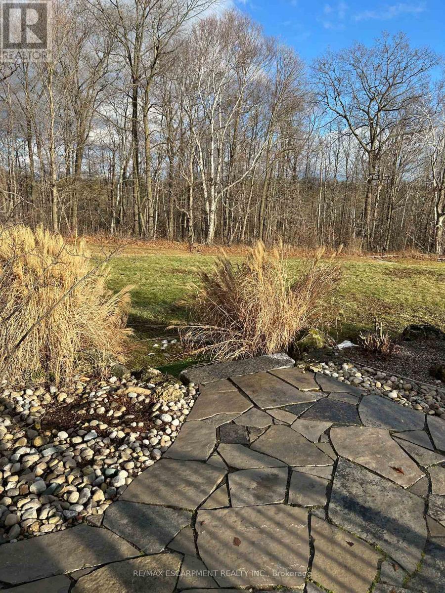 2 Cedar Street - 4449 Milburough Line, Burlington, Ontario  L7P 0C5 - Photo 36 - W12703464