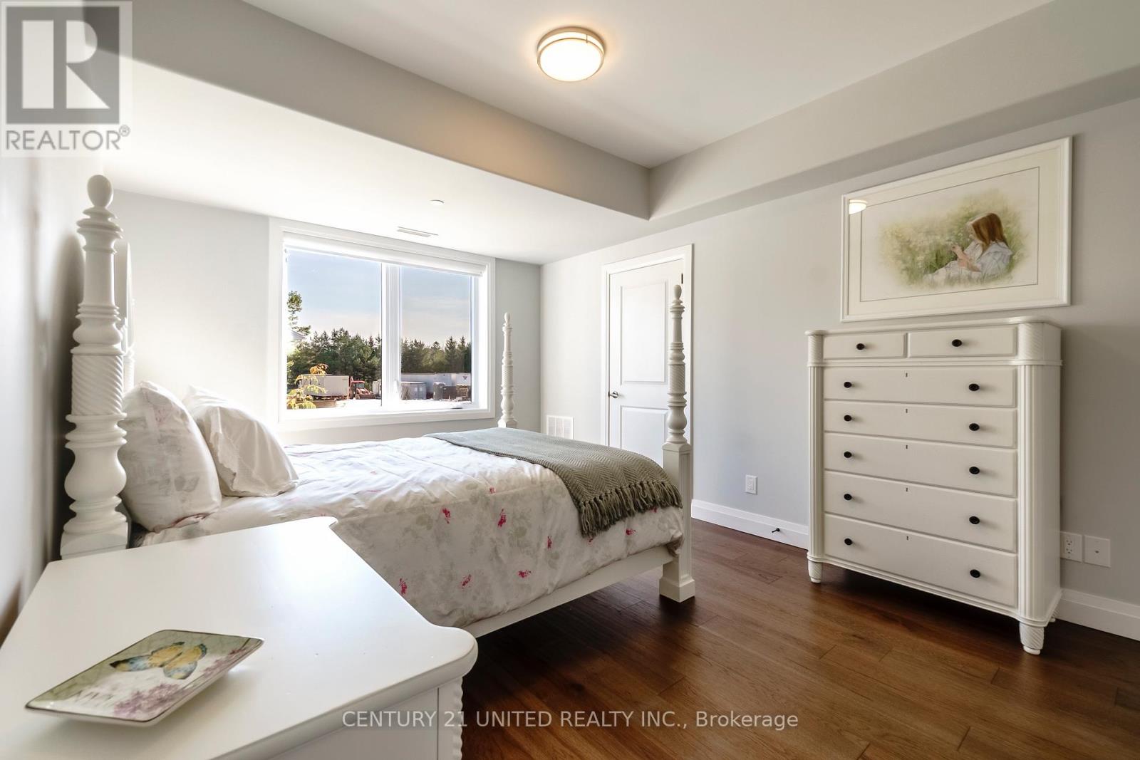 202 - 19 Hampton Lane, Selwyn, Ontario  K0L 2H0 - Photo 10 - X12421366