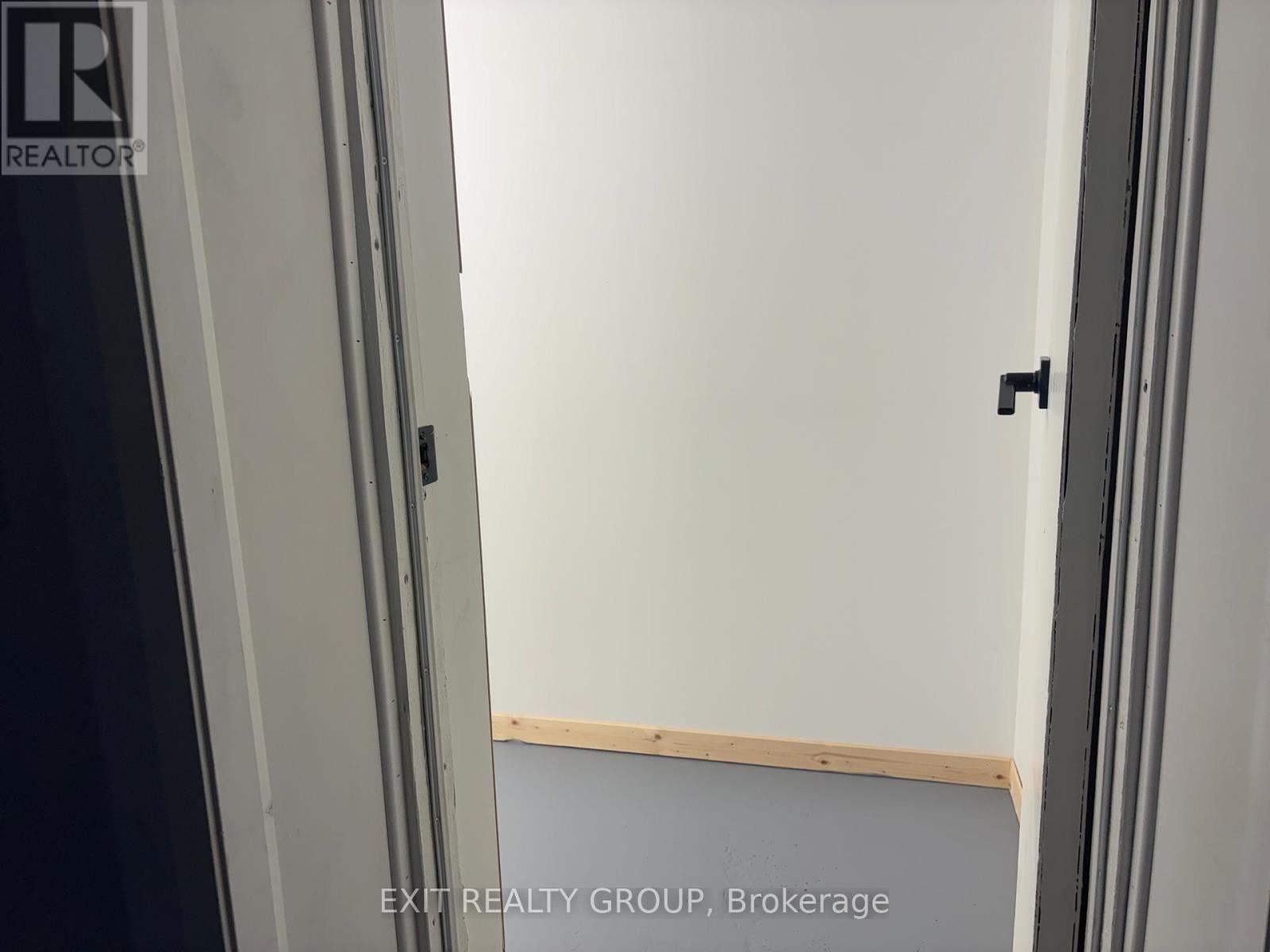 250 Ashley Street, Belleville (Thurlow Ward), Ontario  K0K 2B0 - Photo 24 - X12712624