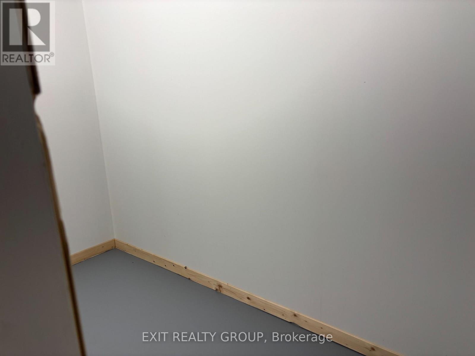 250 Ashley Street, Belleville (Thurlow Ward), Ontario  K0K 2B0 - Photo 23 - X12712624