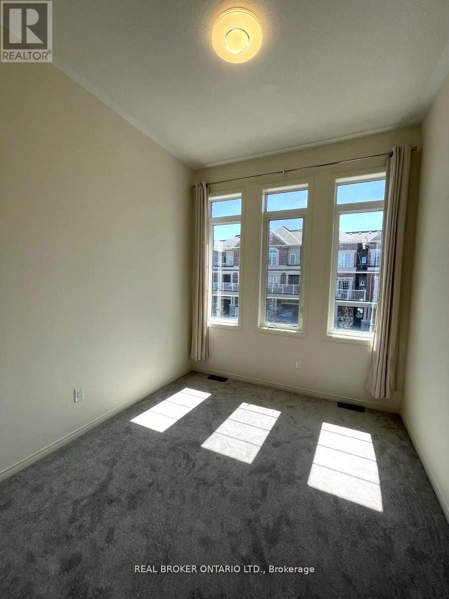 82 Ness Drive, Richmond Hill, Ontario  L4S 0K8 - Photo 17 - N12713610