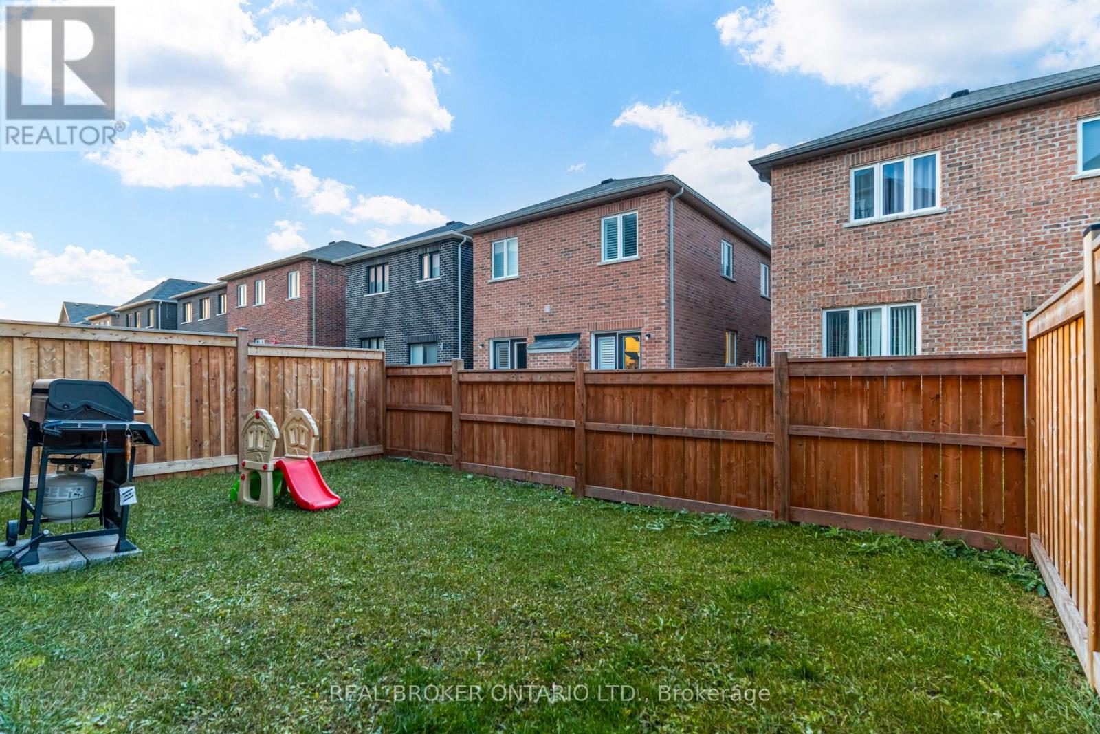 82 Ness Drive, Richmond Hill, Ontario  L4S 0K8 - Photo 46 - N12713610