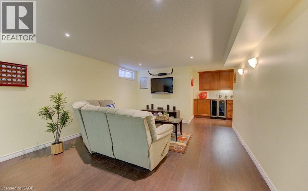 594 Hunters Place, Waterloo, Ontario  N2K 3L3 - Photo 38 - 40799558