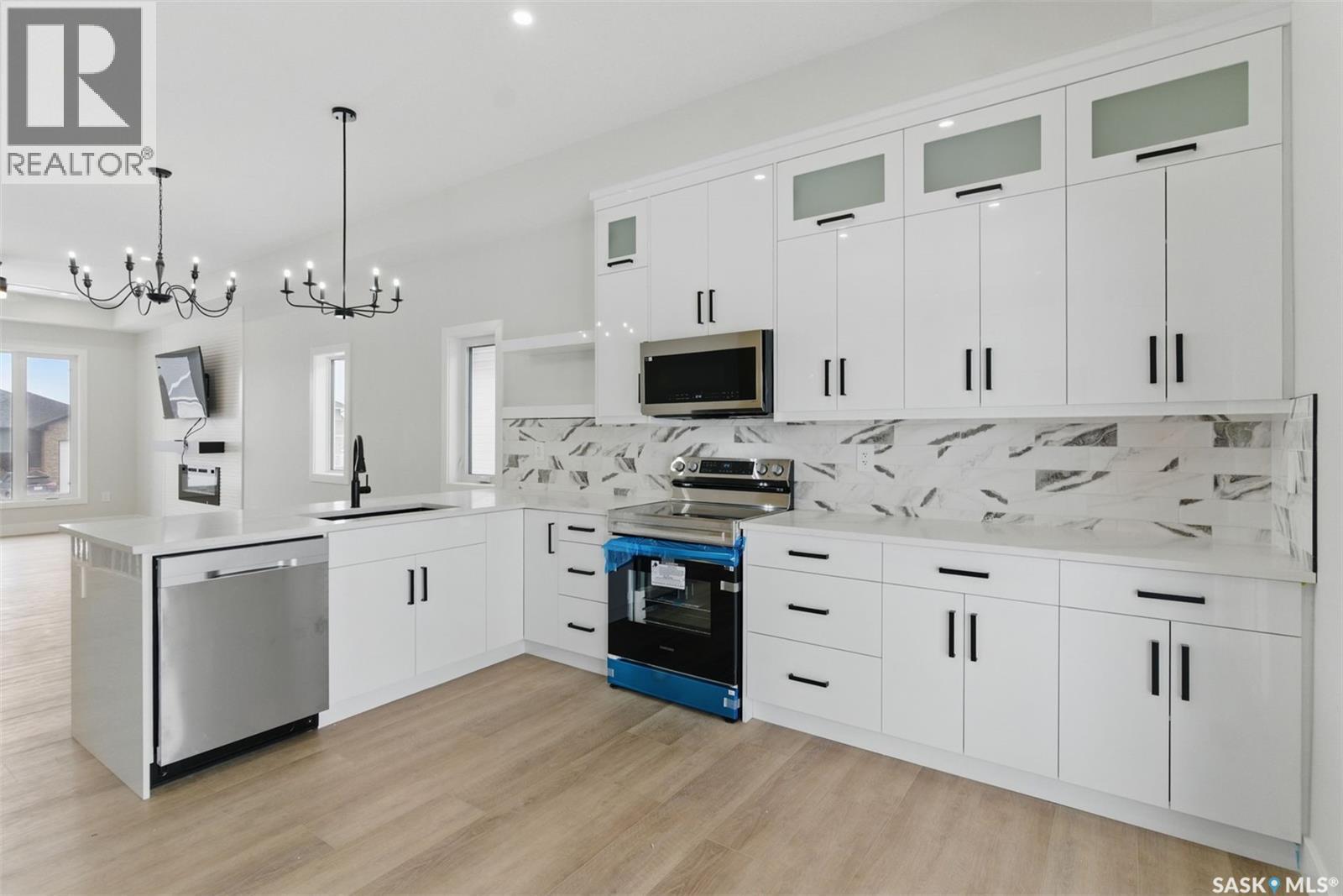 602 Weir Crescent, Warman, Saskatchewan  S0K 4S4 - Photo 11 - SK025659