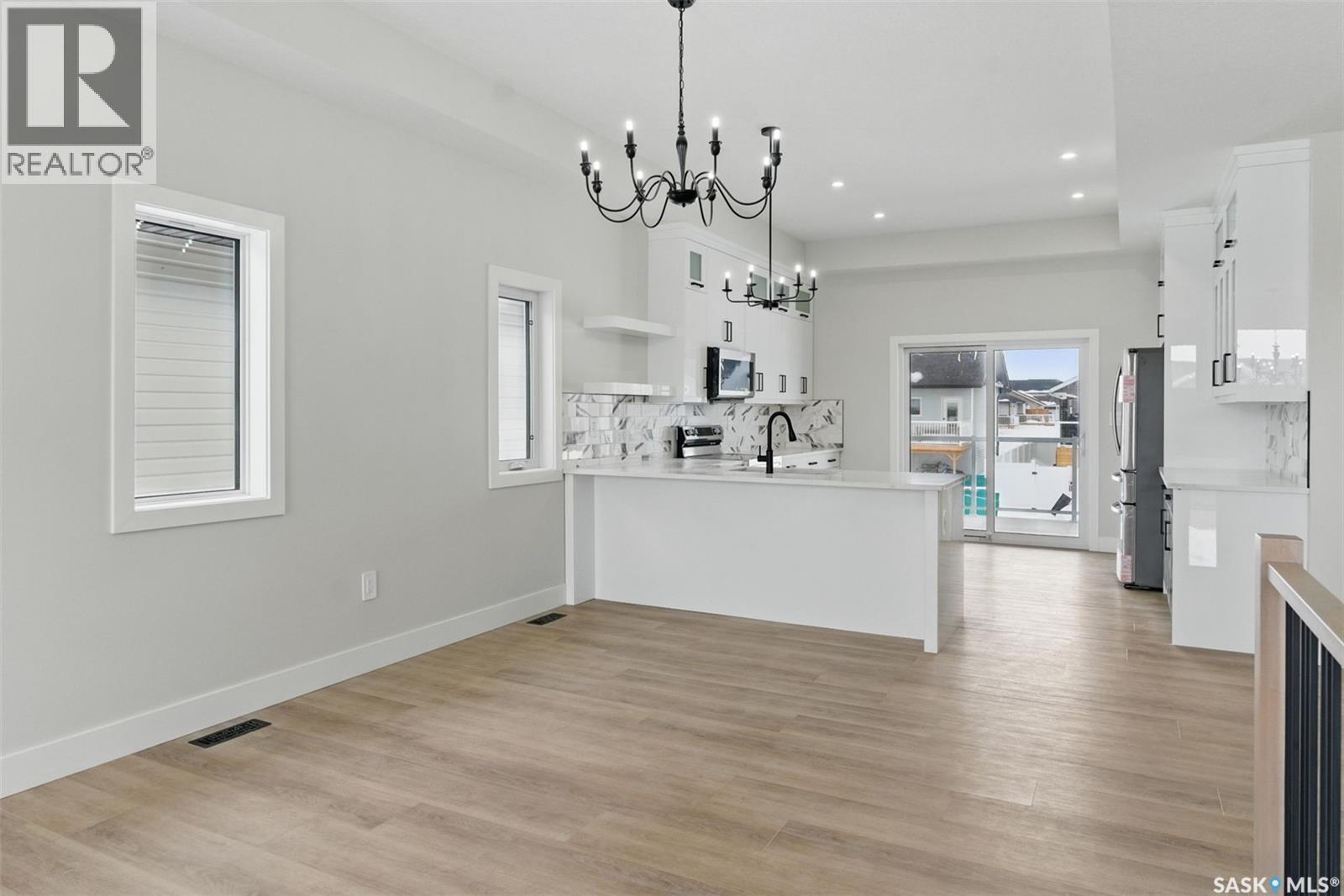 602 Weir Crescent, Warman, Saskatchewan  S0K 4S4 - Photo 10 - SK025659