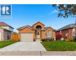 13 COLONIAL Crescent, Grimsby, Ontario