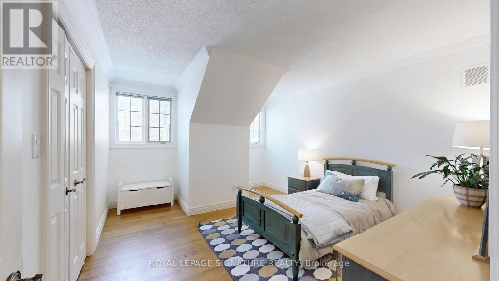 4086 Summit Court, Mississauga, Ontario  L5L 3J2 - Photo 29 - W12713536