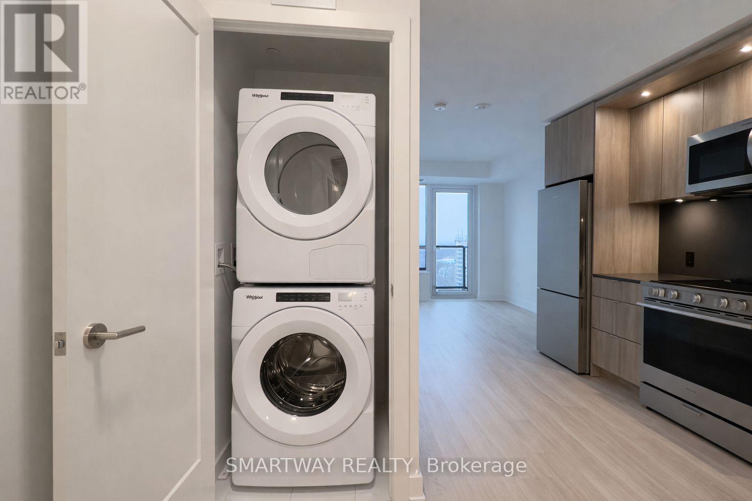 1302 - 60 Central Park Roadway, Toronto, Ontario  M9A 0E6 - Photo 11 - W12713550