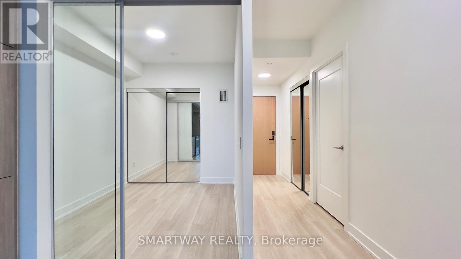 1302 - 60 Central Park Roadway, Toronto, Ontario  M9A 0E6 - Photo 18 - W12713550