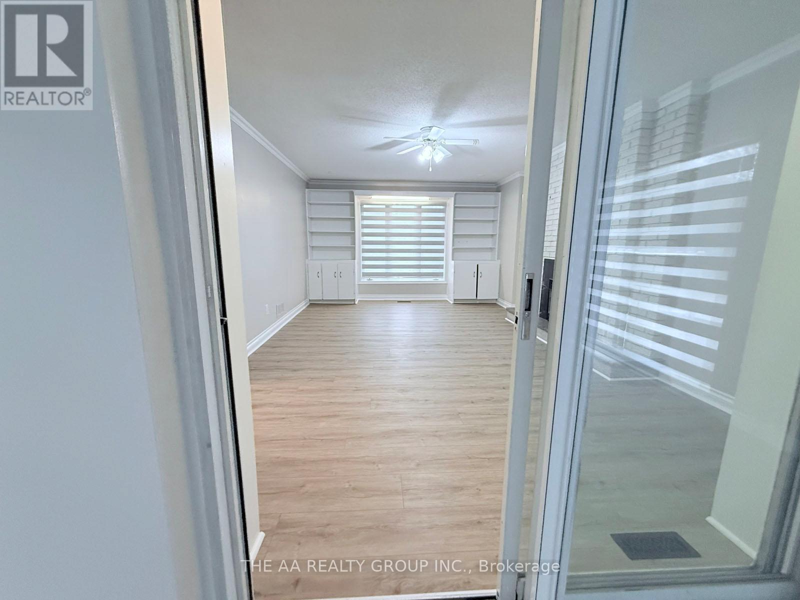 65 Hillside Drive, Brampton, Ontario  L6S 1A5 - Photo 16 - W12713552