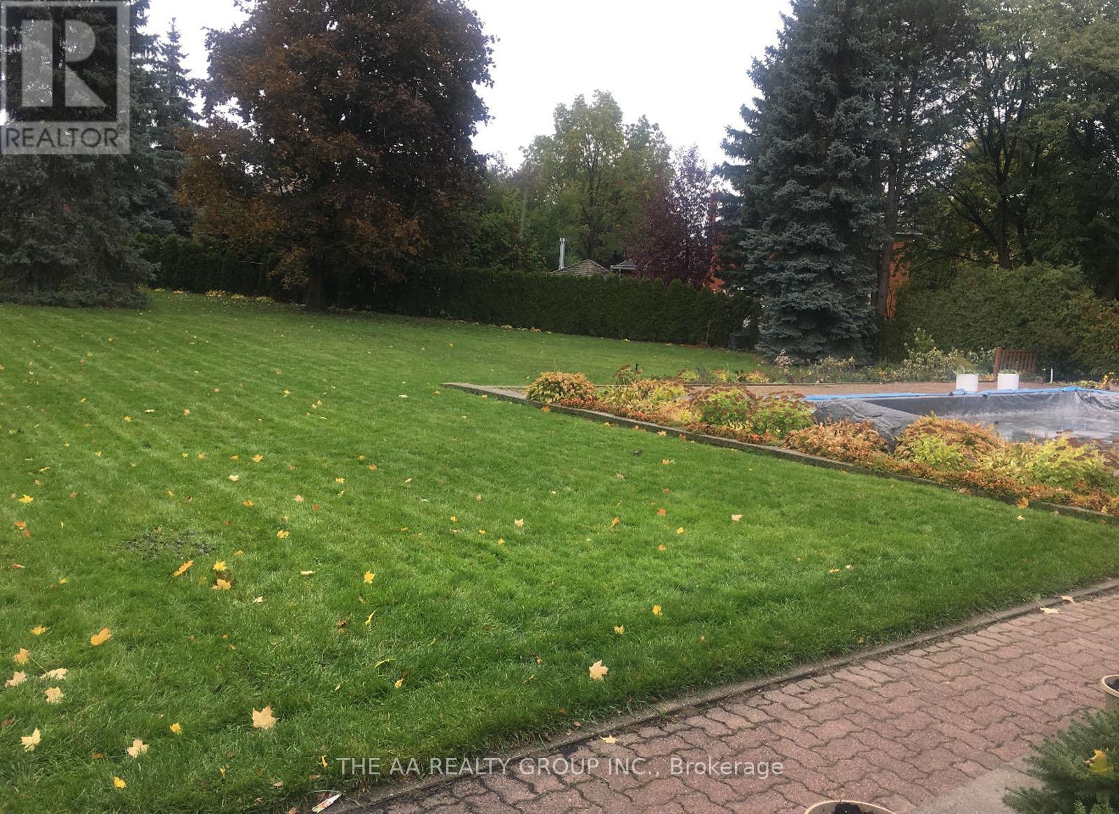 65 Hillside Drive, Brampton, Ontario  L6S 1A5 - Photo 40 - W12713552