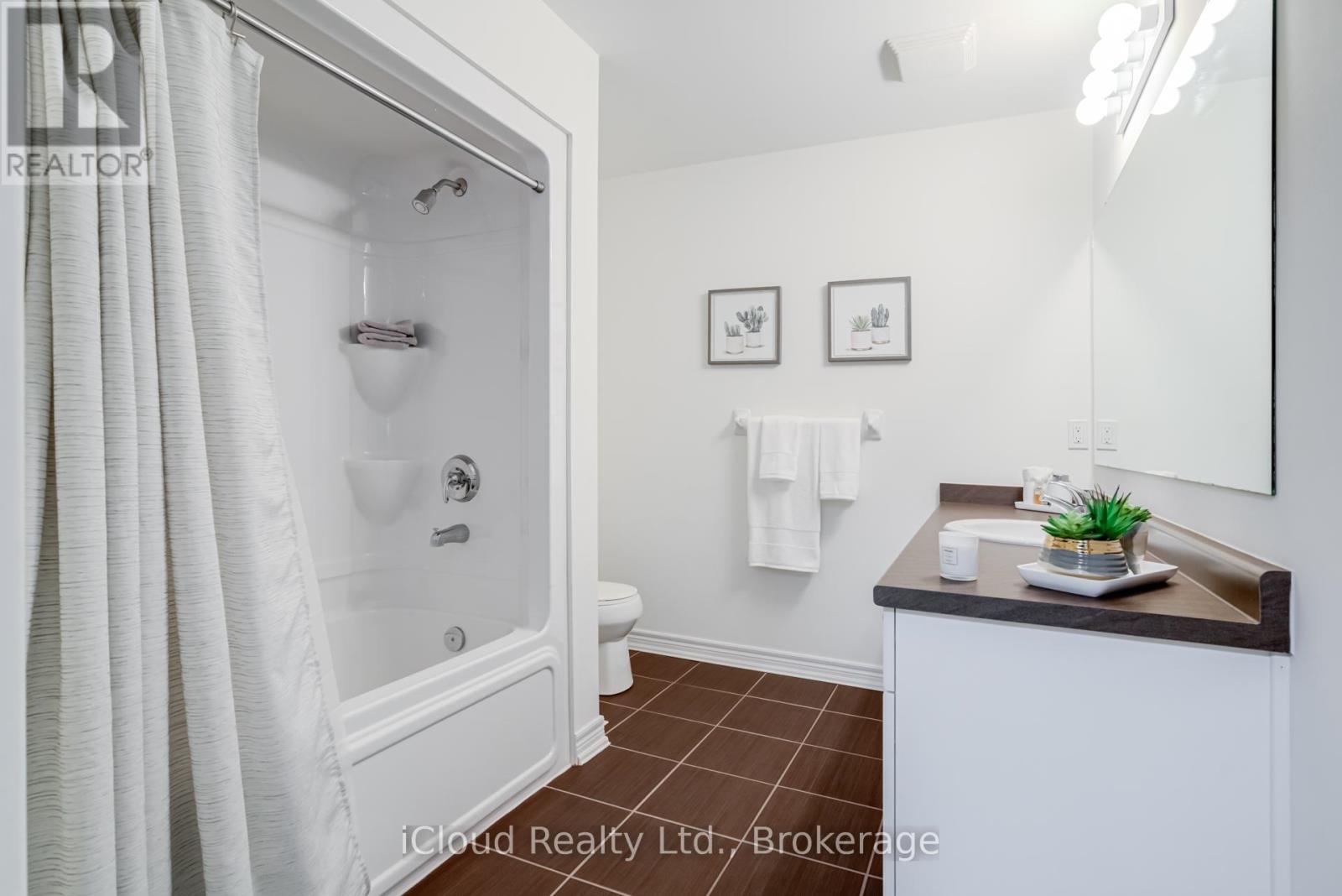 142 Preston Drive, Orangeville, Ontario  L9W 0C9 - Photo 27 - W12713556