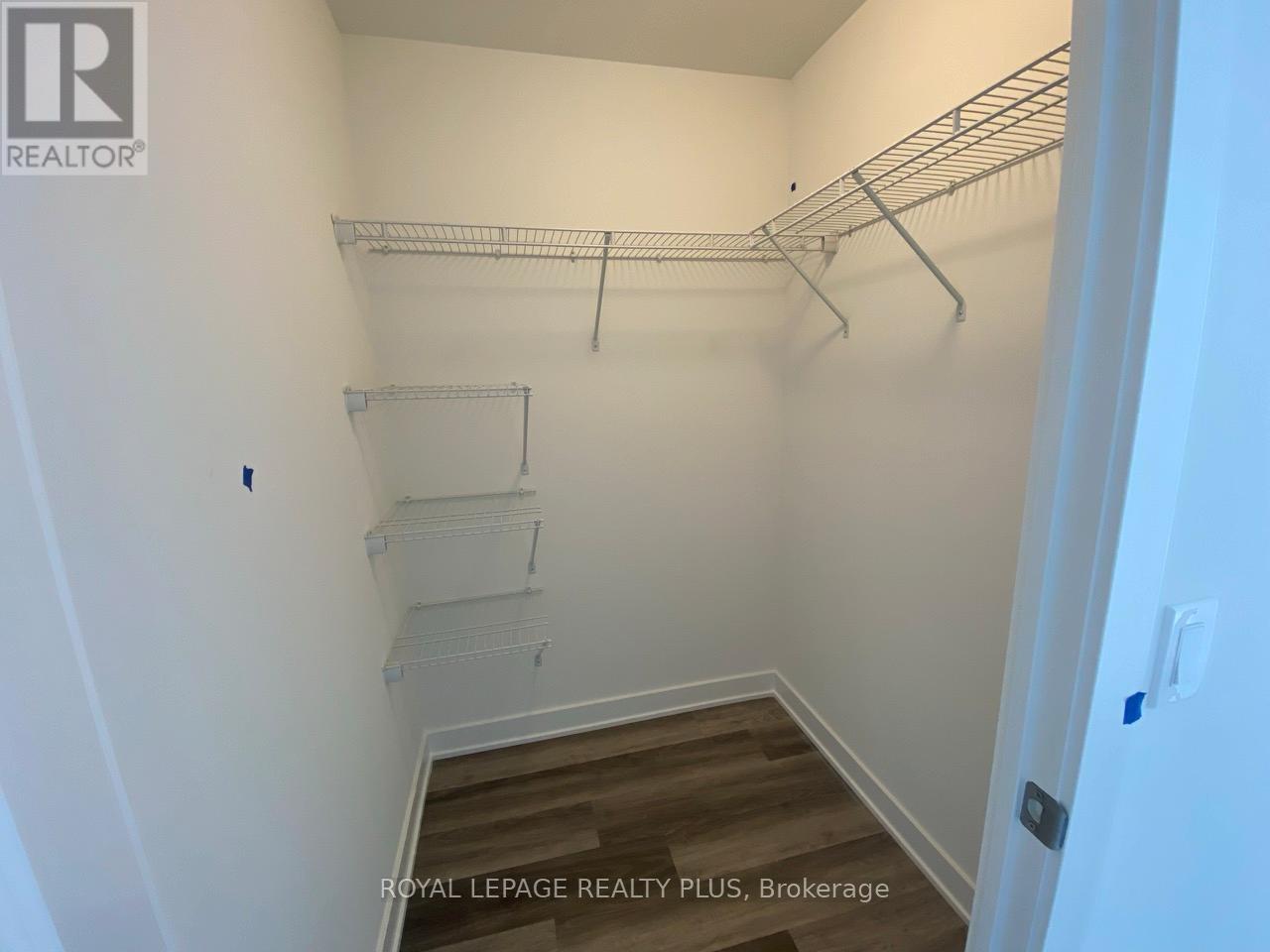 1705 - 4675 Metcalfe Avenue, Mississauga, Ontario  L5M 0Z8 - Photo 12 - W12713568