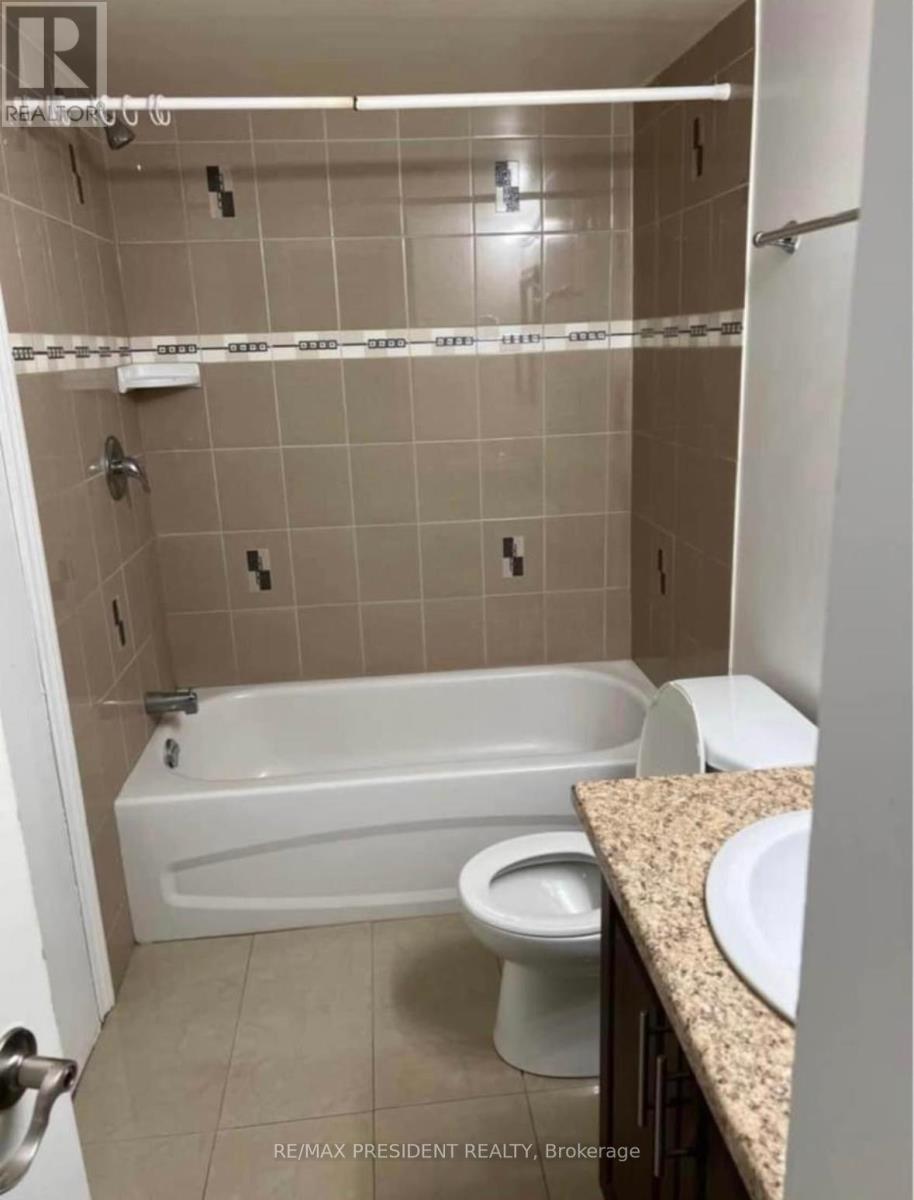 Basement - 27 Dunure Crescent, Brampton, Ontario  L7A 2Y6 - Photo 5 - W12713622