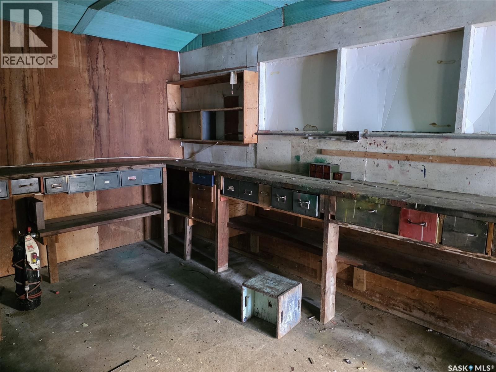 200 2nd Avenue W, Tessier, Saskatchewan  S0L 3G0 - Photo 25 - SK027000