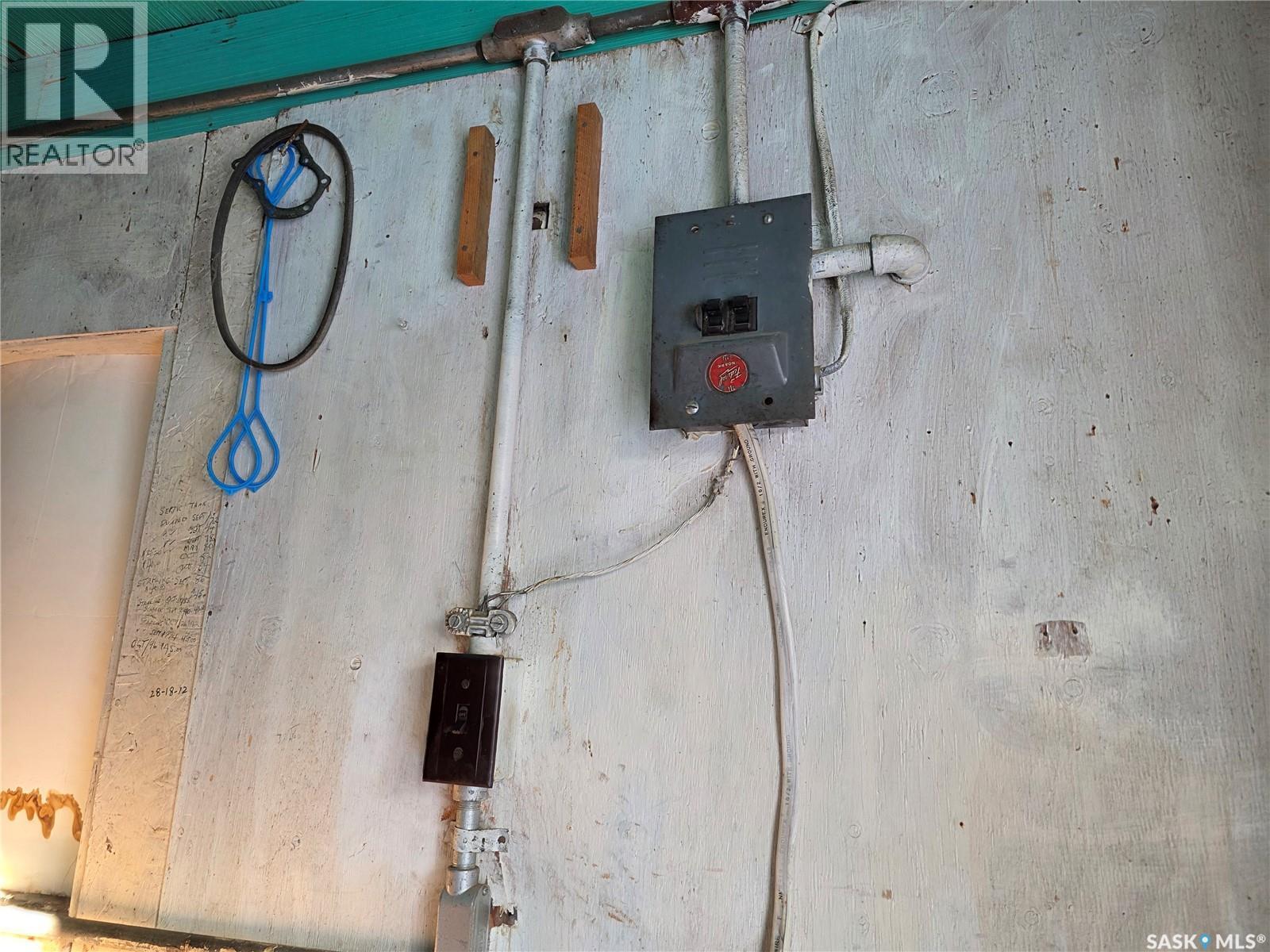 200 2nd Avenue W, Tessier, Saskatchewan  S0L 3G0 - Photo 30 - SK027000