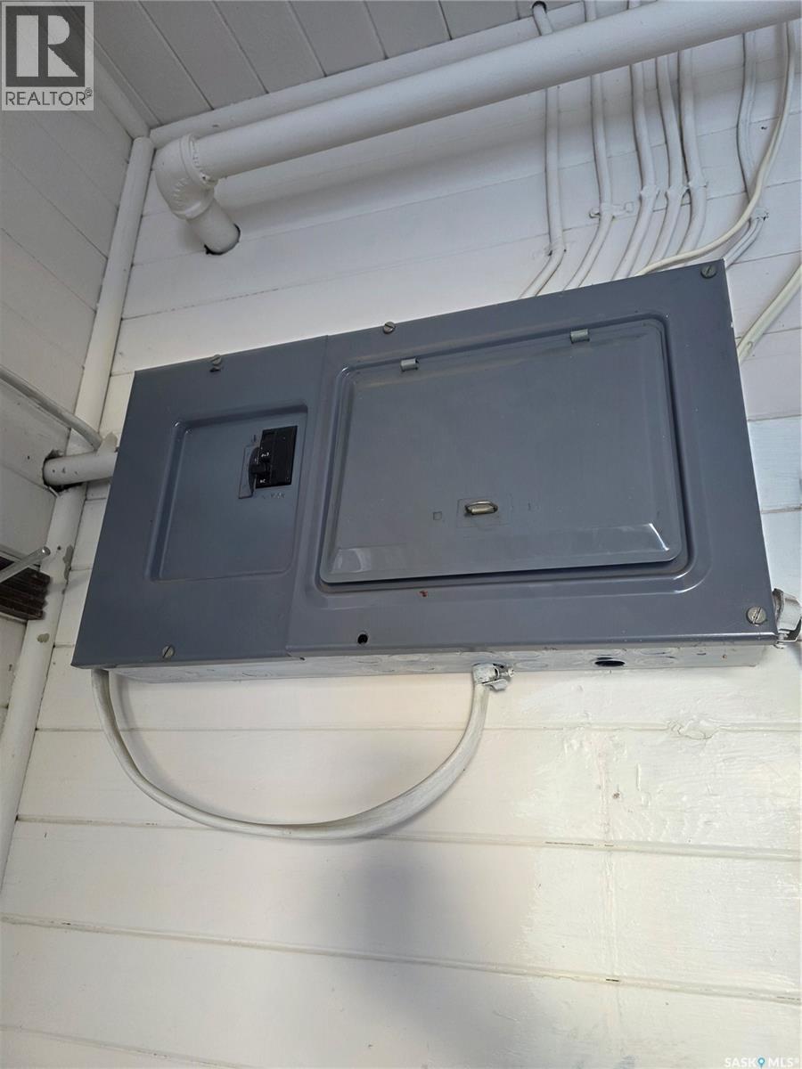 200 2nd Avenue W, Tessier, Saskatchewan  S0L 3G0 - Photo 35 - SK027000