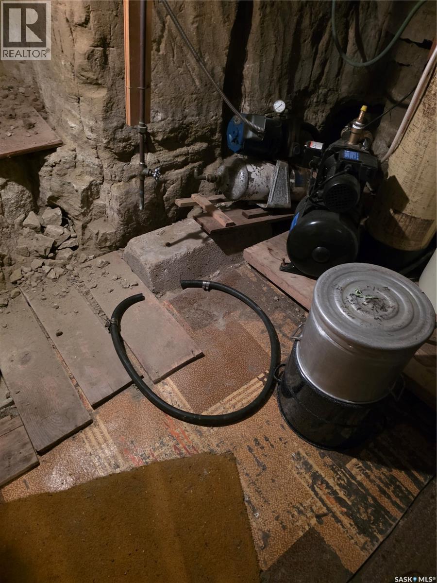 200 2nd Avenue W, Tessier, Saskatchewan  S0L 3G0 - Photo 37 - SK027000