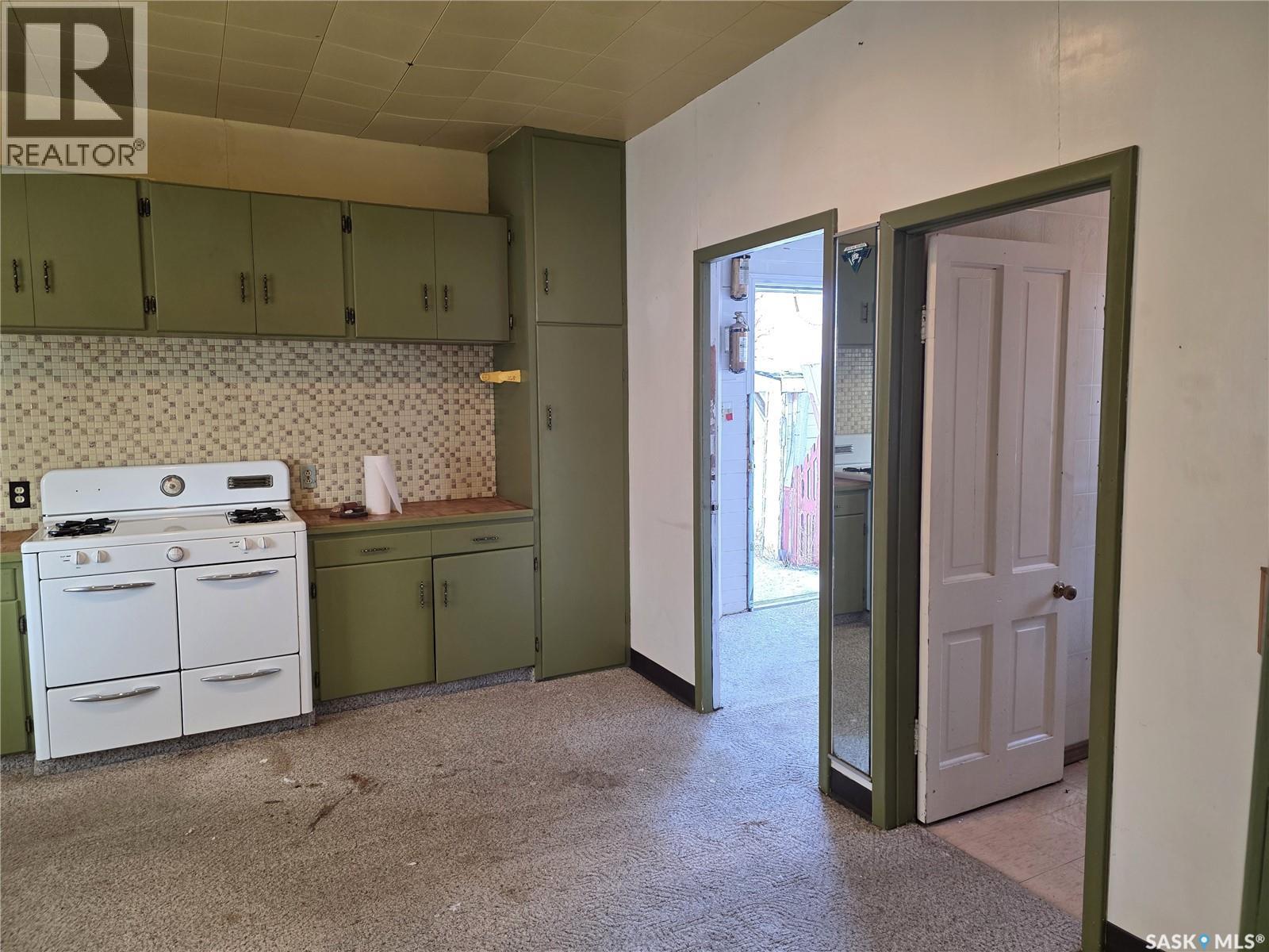 200 2nd Avenue W, Tessier, Saskatchewan  S0L 3G0 - Photo 4 - SK027000