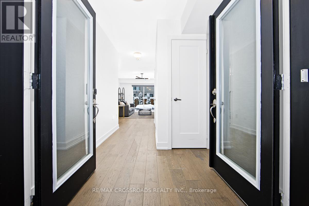 1367 Gull Crossing, Pickering, Ontario  L1W 0B7 - Photo 4 - E12713090