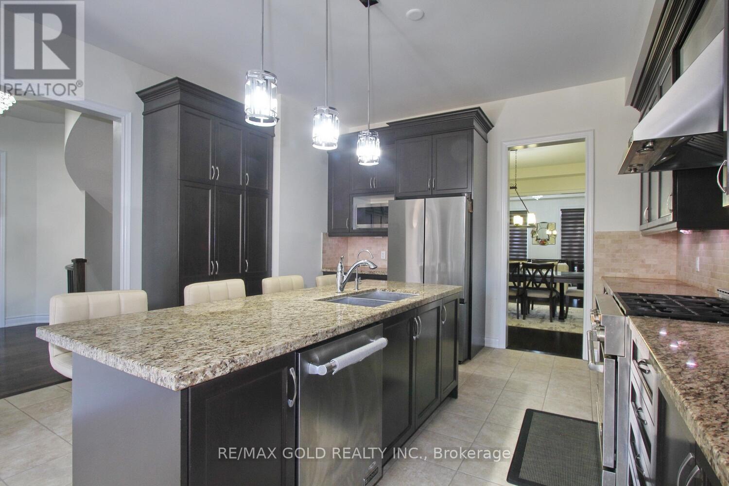 14 Ladbrook Crescent, Brampton, Ontario  L6X 5H6 - Photo 22 - W12712642